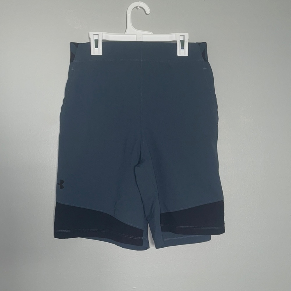 Under Armour Athletic Short Size Medium